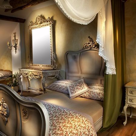 Lichtenstein Lva Apartman Břeclav Camera foto